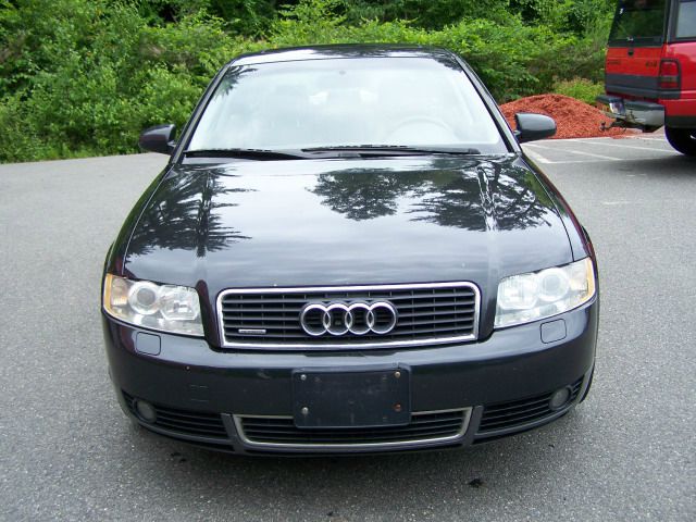 Audi A4 2002 photo 3