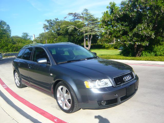 Audi A4 2002 photo 3