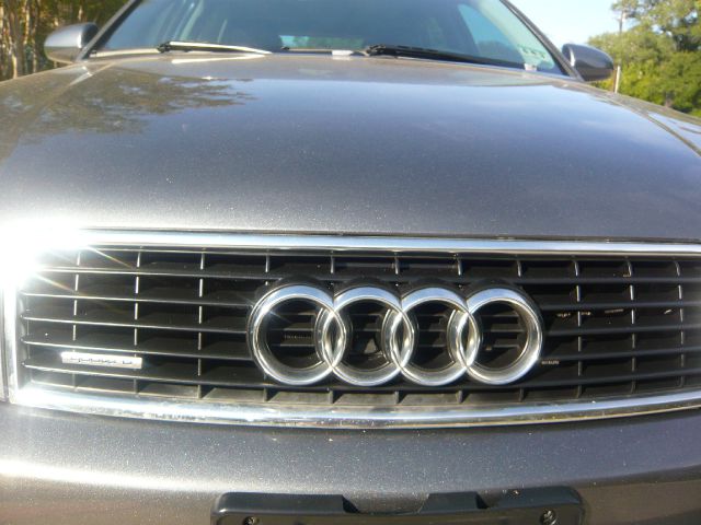 Audi A4 2002 photo 4