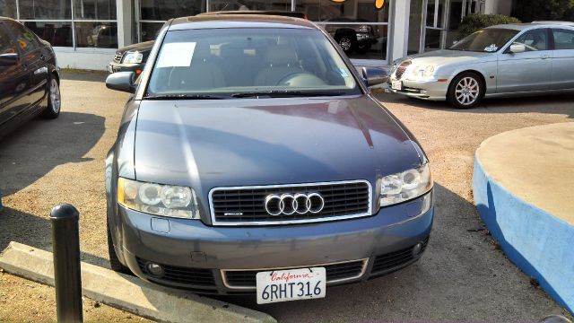 Audi A4 2002 photo 1