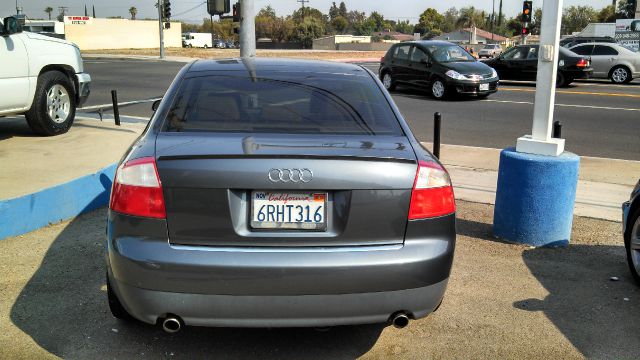 Audi A4 2002 photo 4