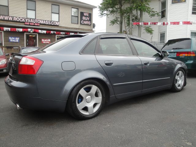 Audi A4 2002 photo 7