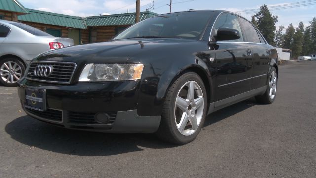 Audi A4 2002 photo 1