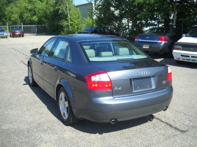 Audi A4 2002 photo 1