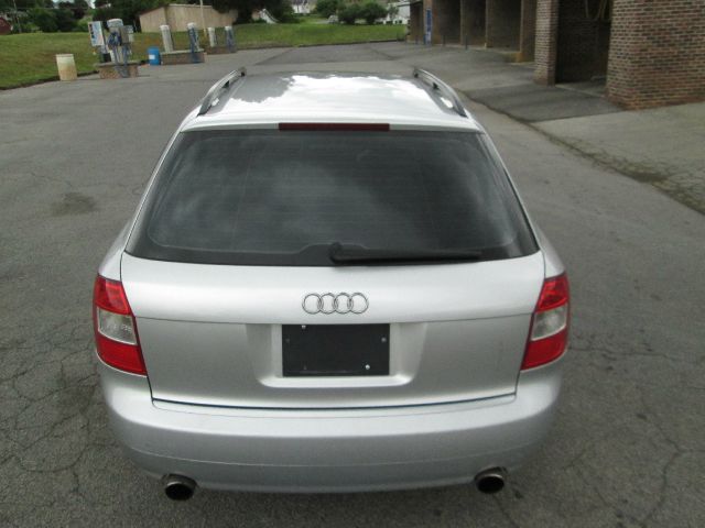 Audi A4 2003 photo 5