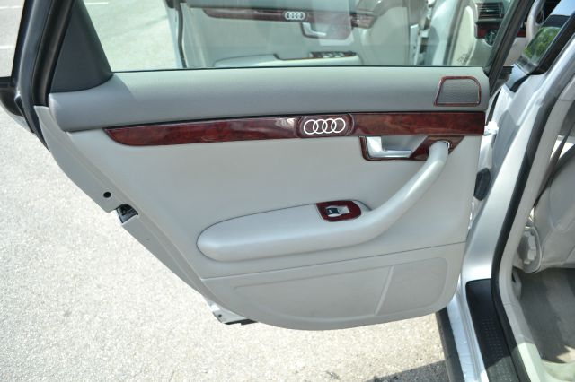 Audi A4 2003 photo 14