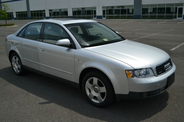 Audi A4 2003 photo 21