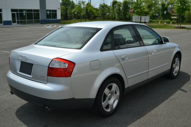 Audi A4 2003 photo 22