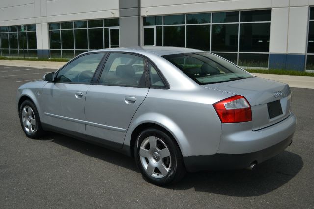 Audi A4 2003 photo 26