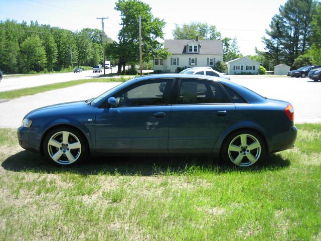 Audi A4 2003 photo 10