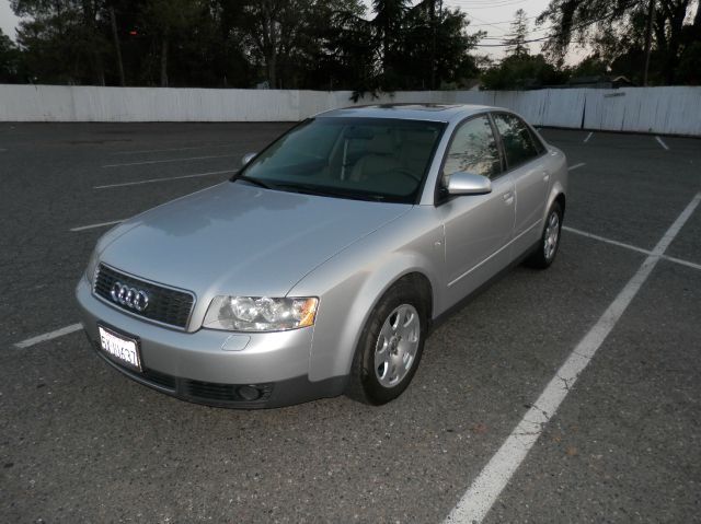 Audi A4 2003 photo 3