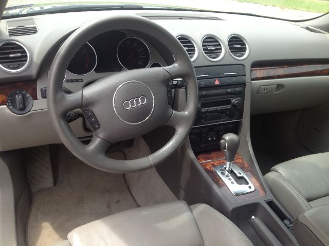 Audi A4 2003 photo 1