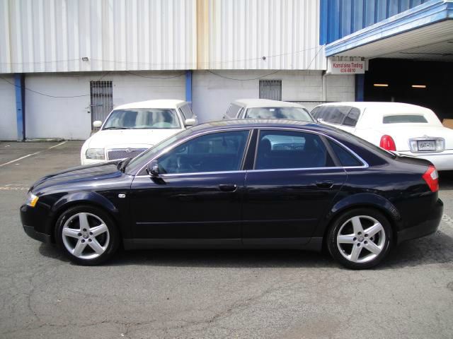 Audi A4 2003 photo 2