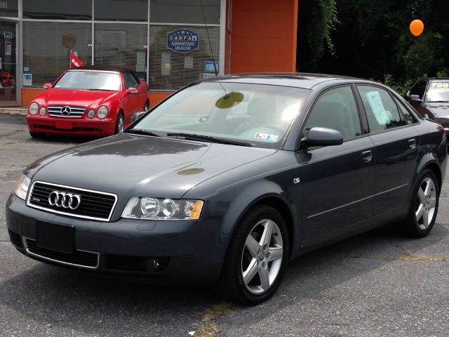 Audi A4 2003 photo 4