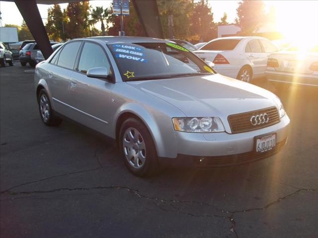 Audi A4 2003 photo 3