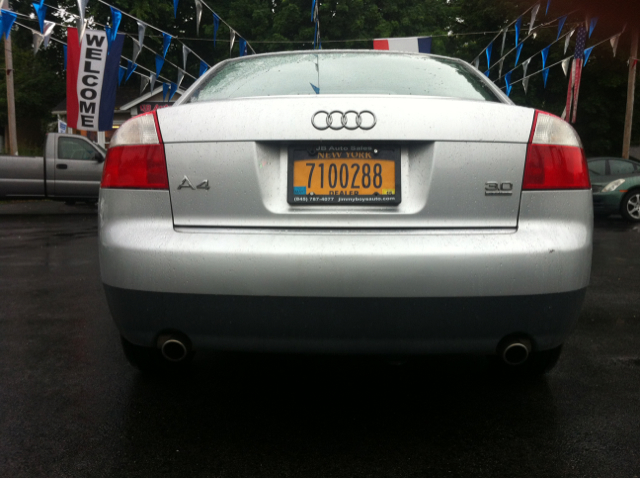 Audi A4 2003 photo 6