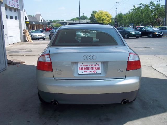 Audi A4 2003 photo 20