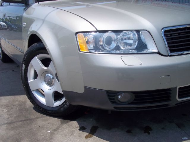 Audi A4 2003 photo 8