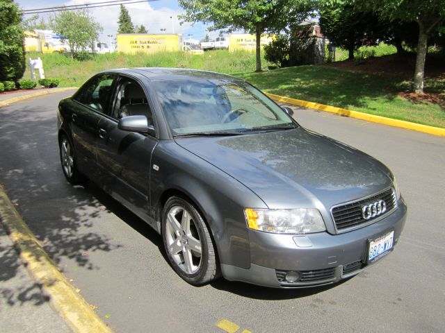 Audi A4 2003 photo 3