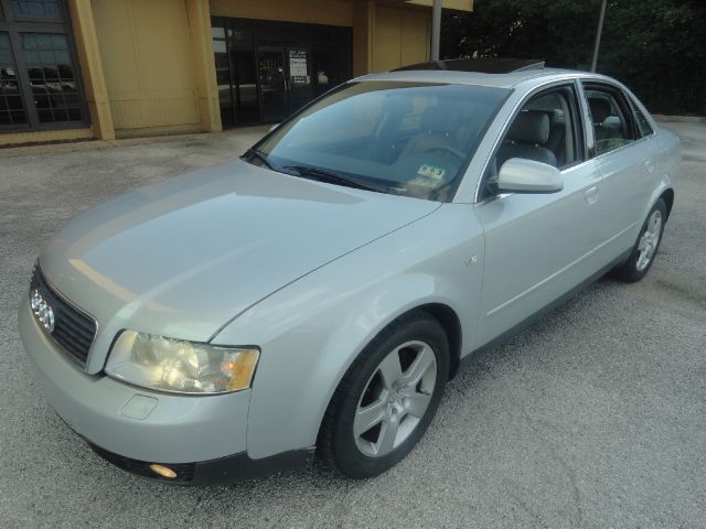 Audi A4 2003 photo 3