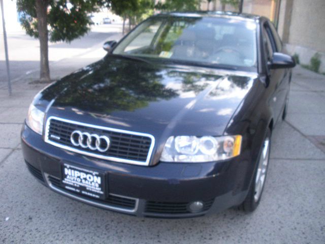 Audi A4 2003 photo 16