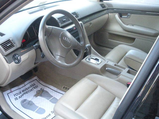 Audi A4 2003 photo 4