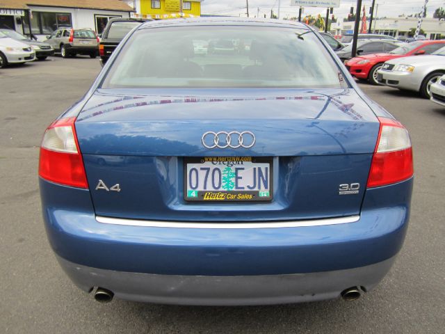 Audi A4 2003 photo 1