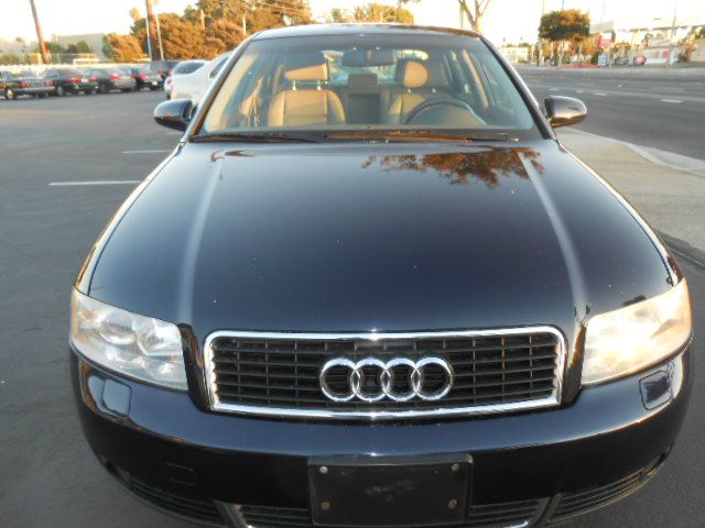 Audi A4 2003 photo 3