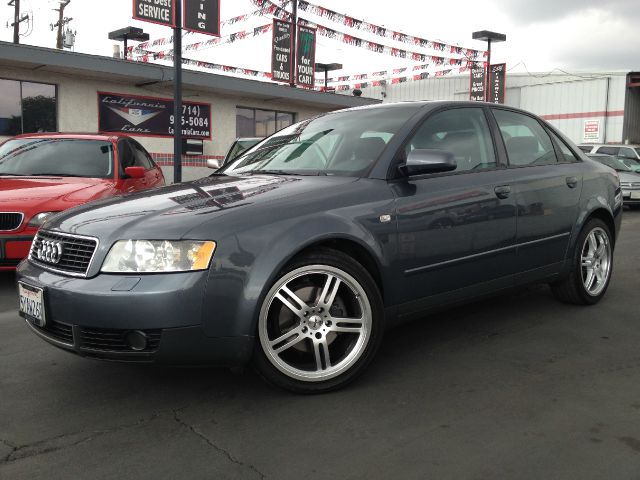 Audi A4 2003 photo 3