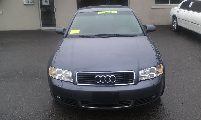 Audi A4 2003 photo 6