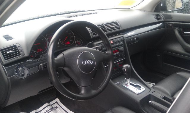 Audi A4 2003 photo 7