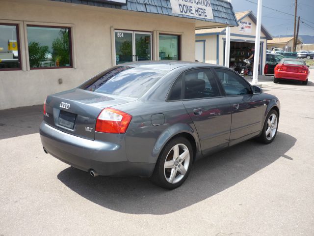 Audi A4 2003 photo 4