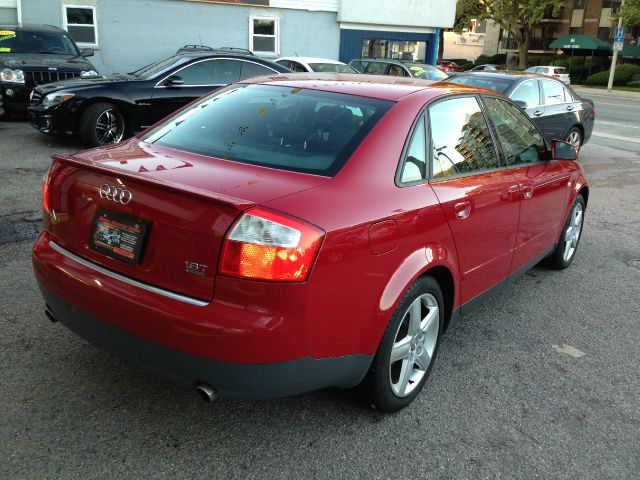 Audi A4 2003 photo 1