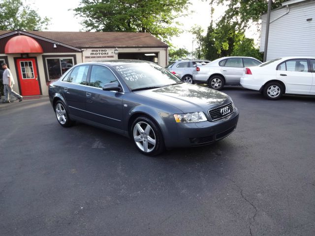 Audi A4 2003 photo 6