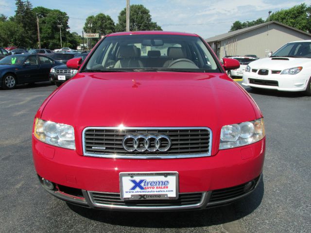 Audi A4 2003 photo 1