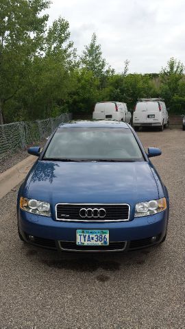 Audi A4 2003 photo 4