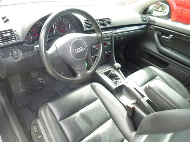 Audi A4 2003 photo 1