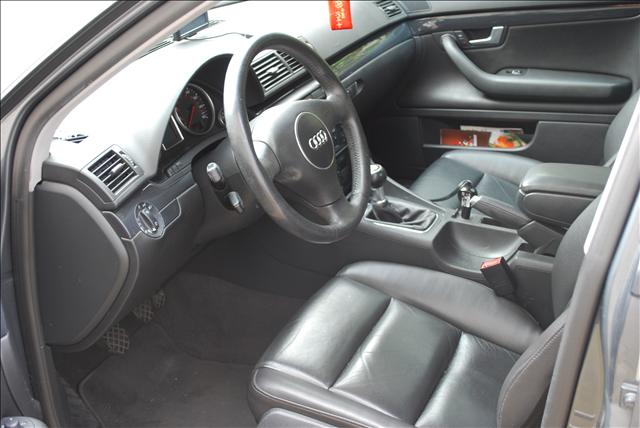 Audi A4 2003 photo 3