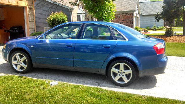 Audi A4 2003 photo 6