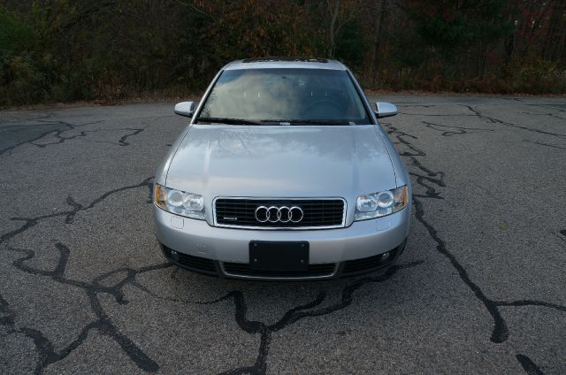 Audi A4 2003 photo 1