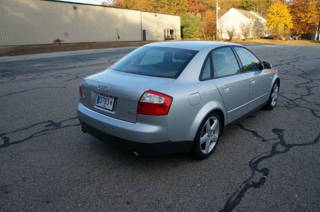 Audi A4 2003 photo 3