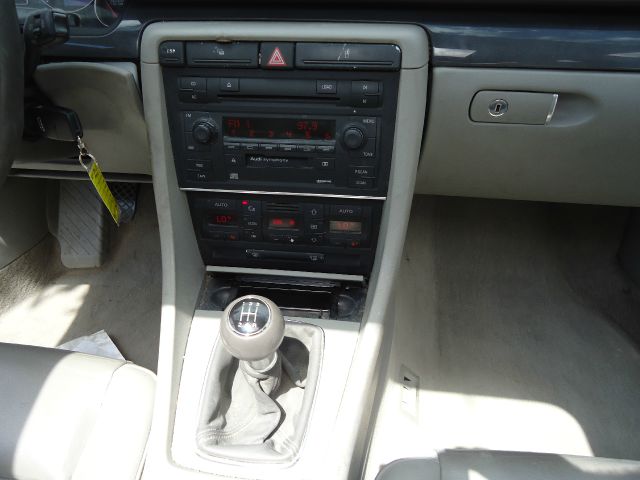 Audi A4 2003 photo 28