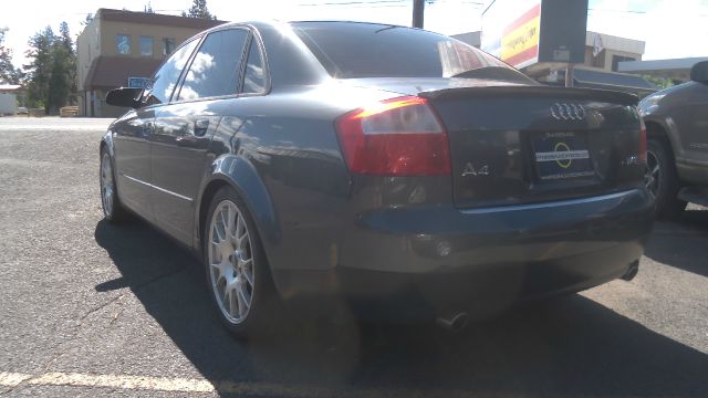 Audi A4 2003 photo 5