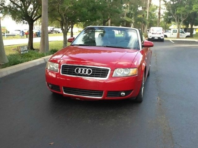 Audi A4 2003 photo 9