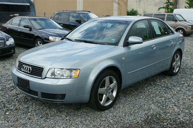 Audi A4 2003 photo 3