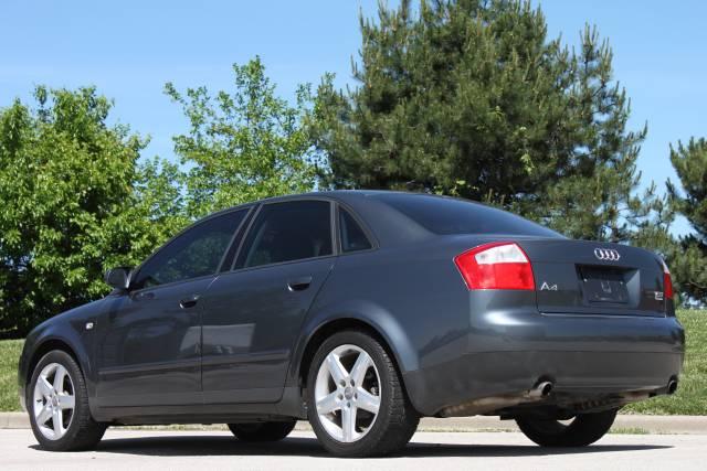 Audi A4 2003 photo 4