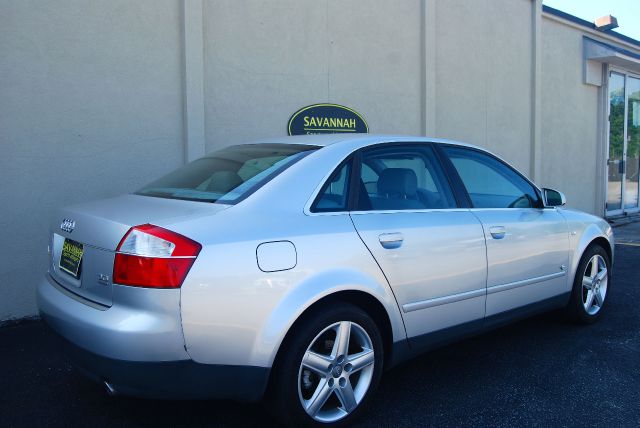 Audi A4 2003 photo 4