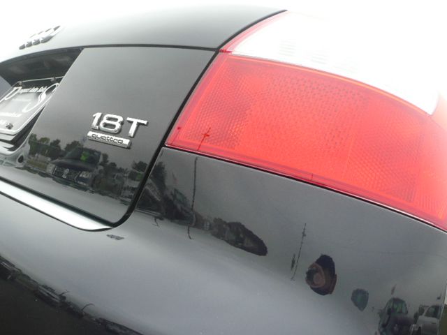 Audi A4 2003 photo 16