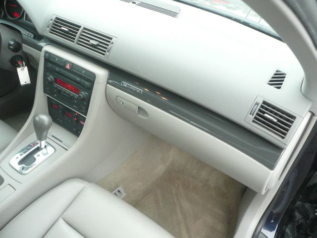 Audi A4 2003 photo 22