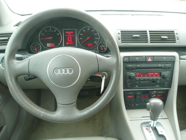 Audi A4 2003 photo 29